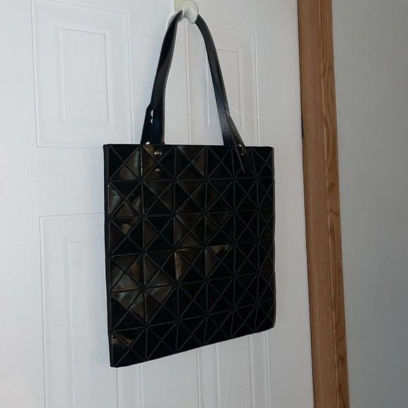 BAO BAO Izzey Miyake bag - Picture 1 of 6